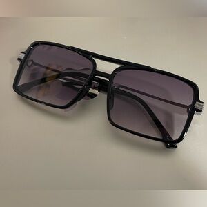 Black Square Sunglasses